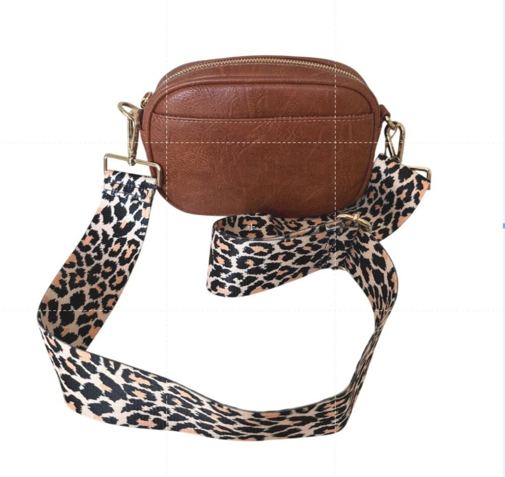 Shiraleah NWT Brown Vegan Leather Crossbody Bag w/ Removable Tiny Leopard Strap